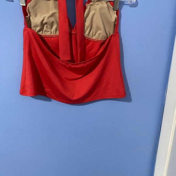 Red top - Picture 3 of 3